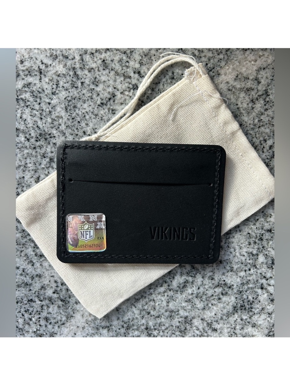 Minnesota Vikings Men's Black Leather Card Holder wallet